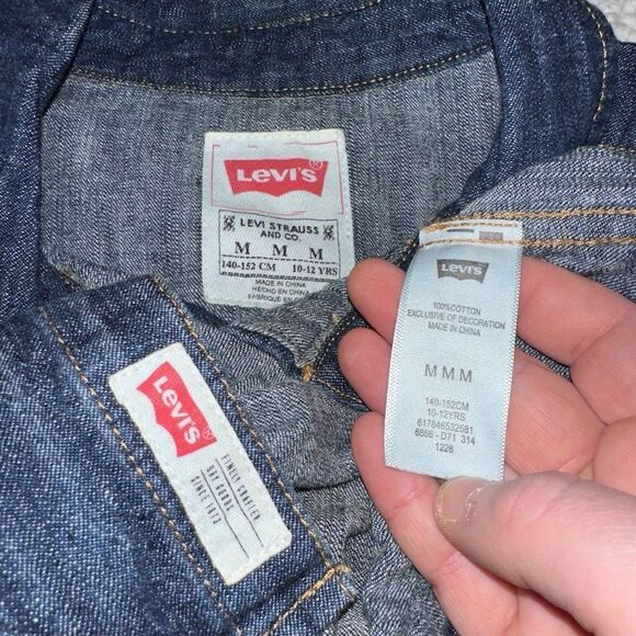 Levi's Boys Denim Button Up Shirt Pearl Snap Dark Wash Blue Size Medium 10-12 Ye - Picture 7 of 12